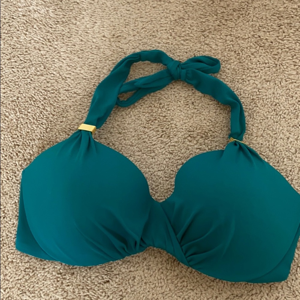 Victoria’s Secret Bikini Top. In great condition